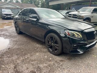 2019 Mercedes-Benz AMG E 53 4MATIC - Exterior Front Right Corner Image